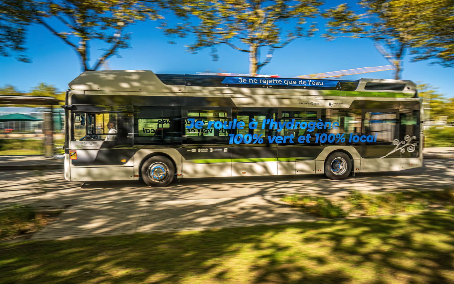 bus roulant à l'hydrogène