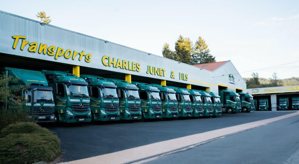 autocars des transports junet