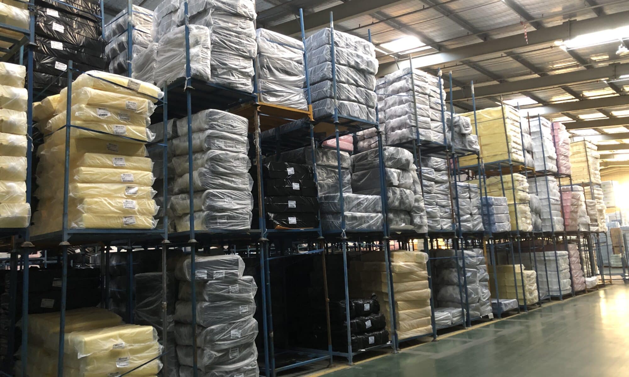 entrepôt stockage palettes