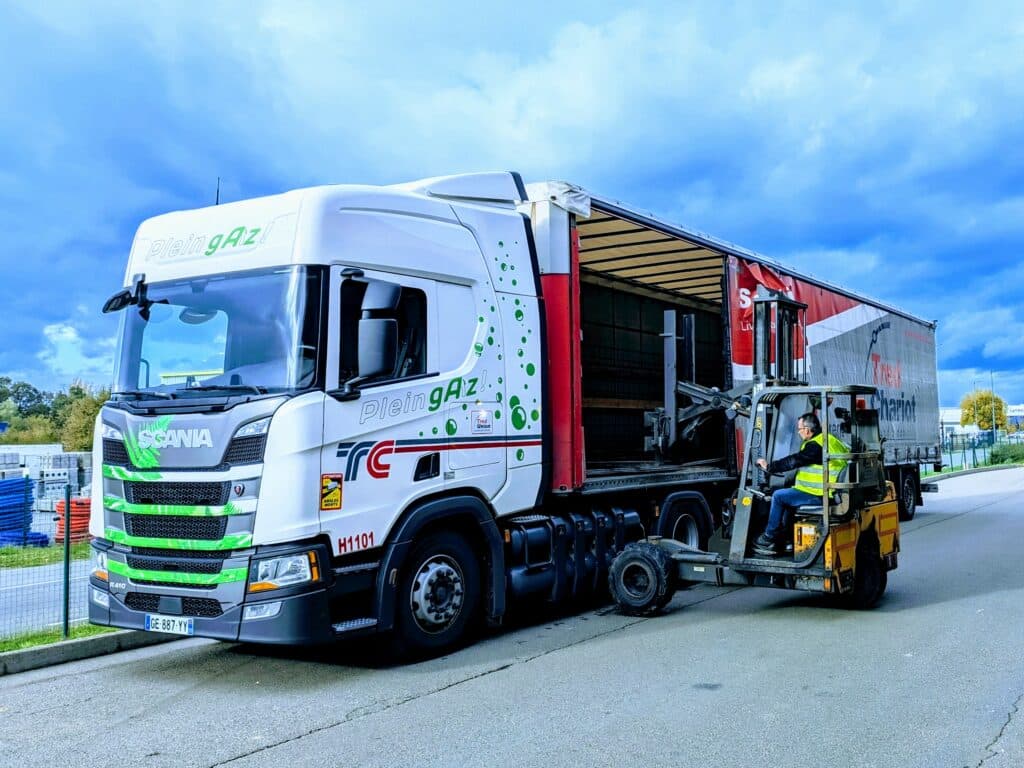 camion TRED Chariot avec chariot embarqué