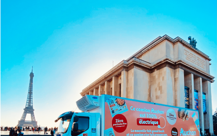 camion de livraison Auchan Trocadéro Paris