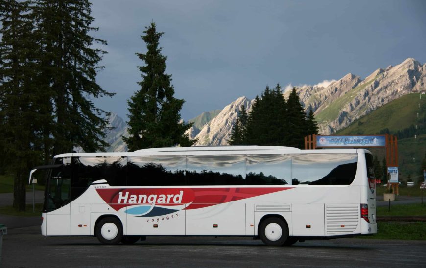 autocar Hangard